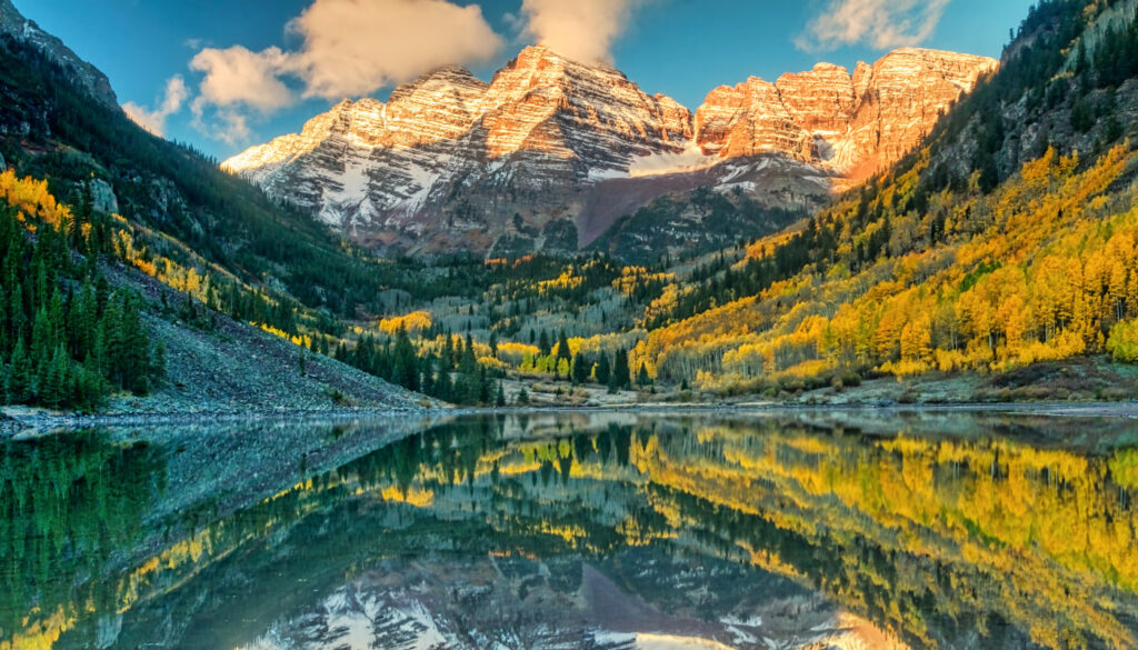 Image: Rocky mountains of colorado. Travel nurse job destination.