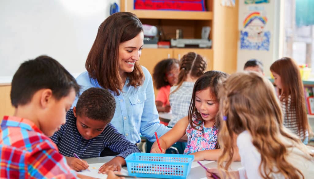 Paraprofessional special education teacher header