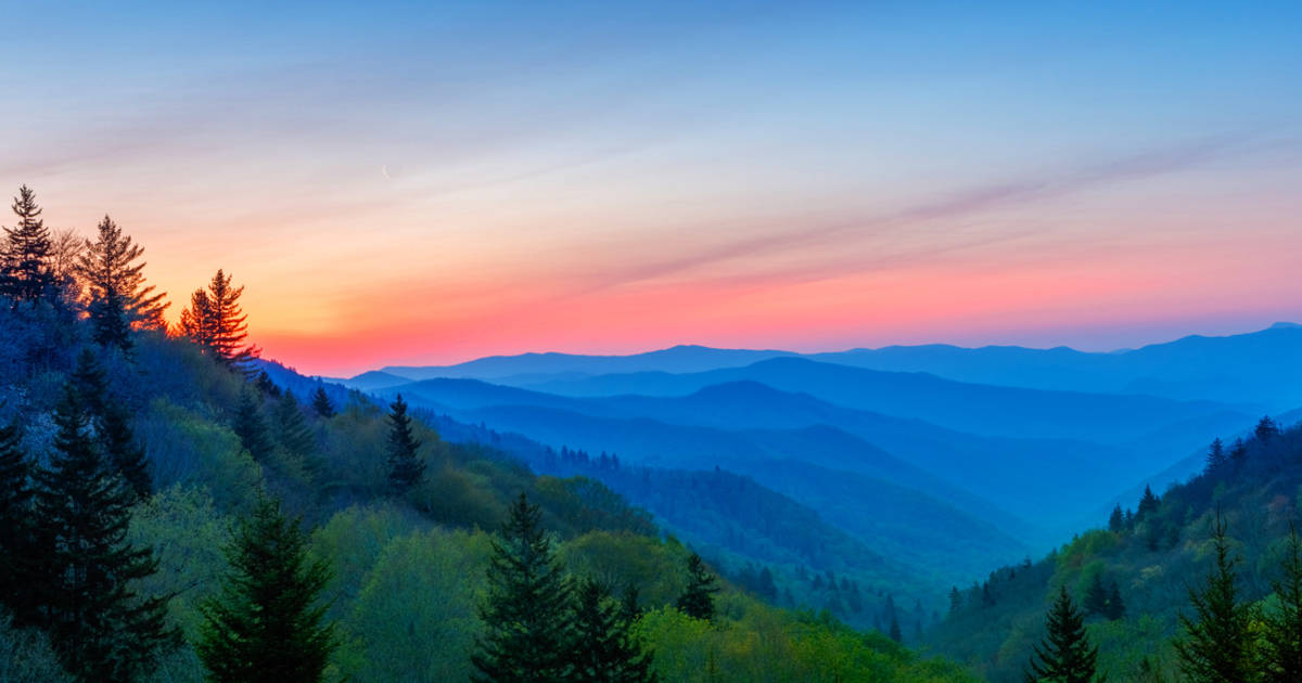 Sunrise in the great smoky mountains, nashville, tennessee, u.s.