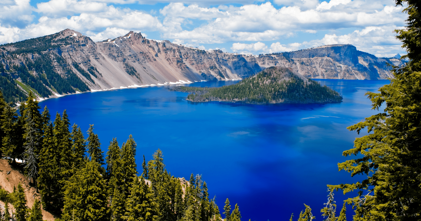 Crater lake in oregon.